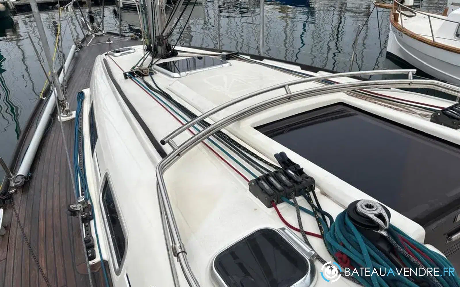 slider 3 Dufour 34 Performance