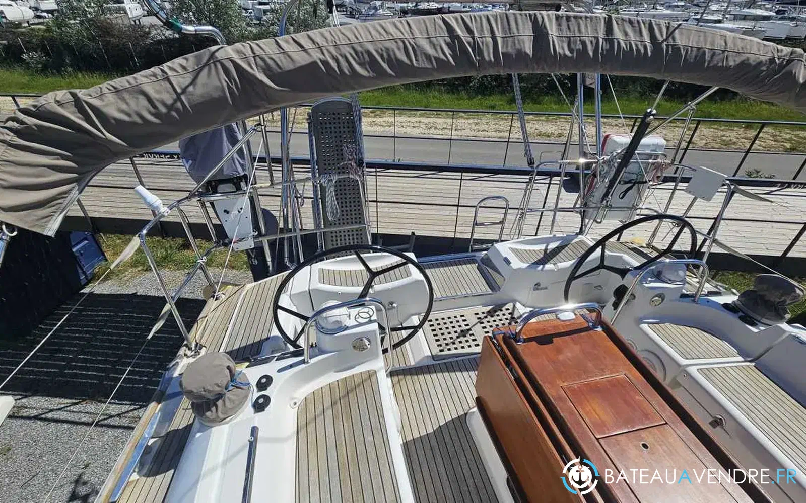 slider 4 Jeanneau 53