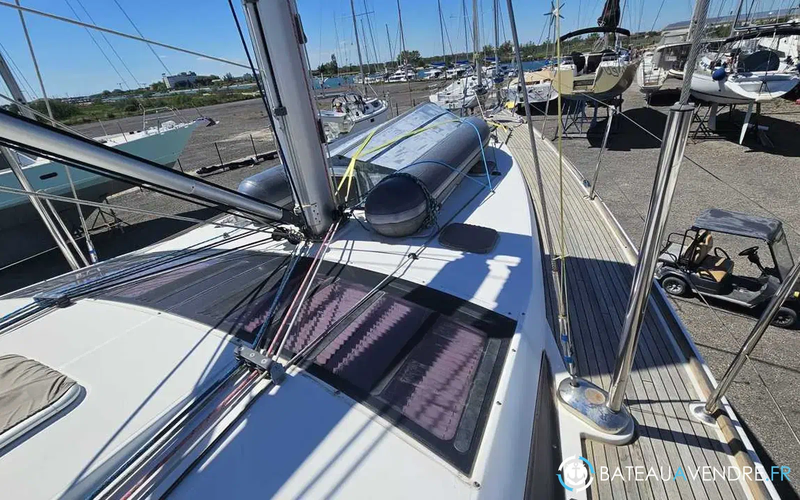 slider 8 Jeanneau 53