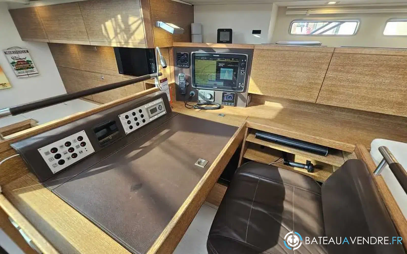 slider 14 Cnb Bordeaux 60