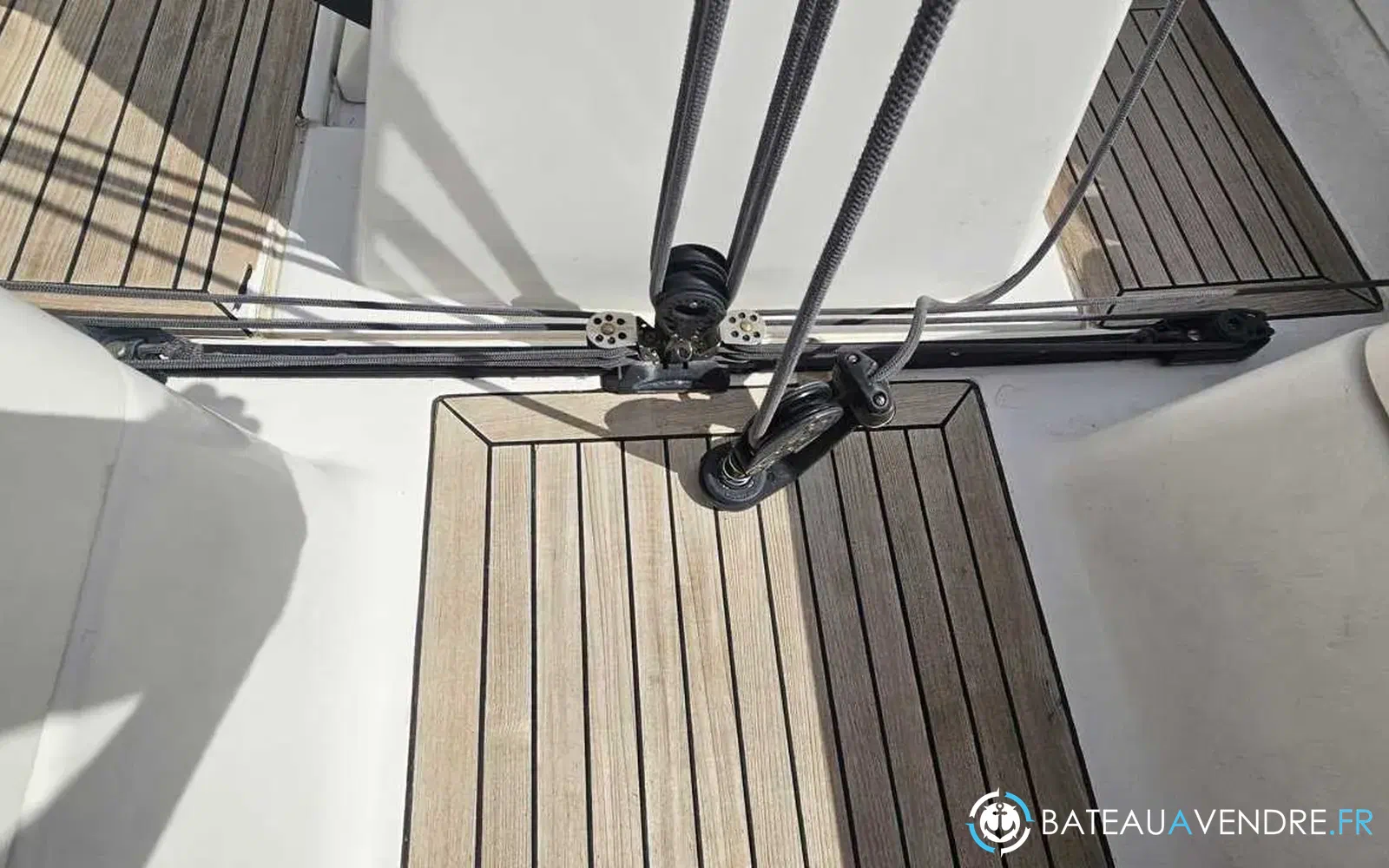 slider 11 Dufour 34 Performance