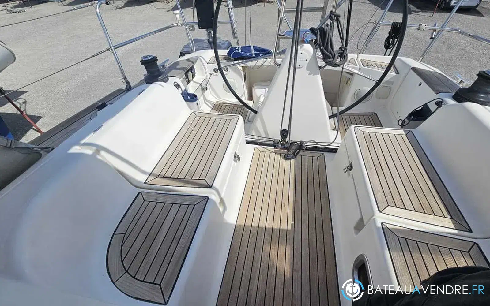slider 17 Dufour 34 Performance
