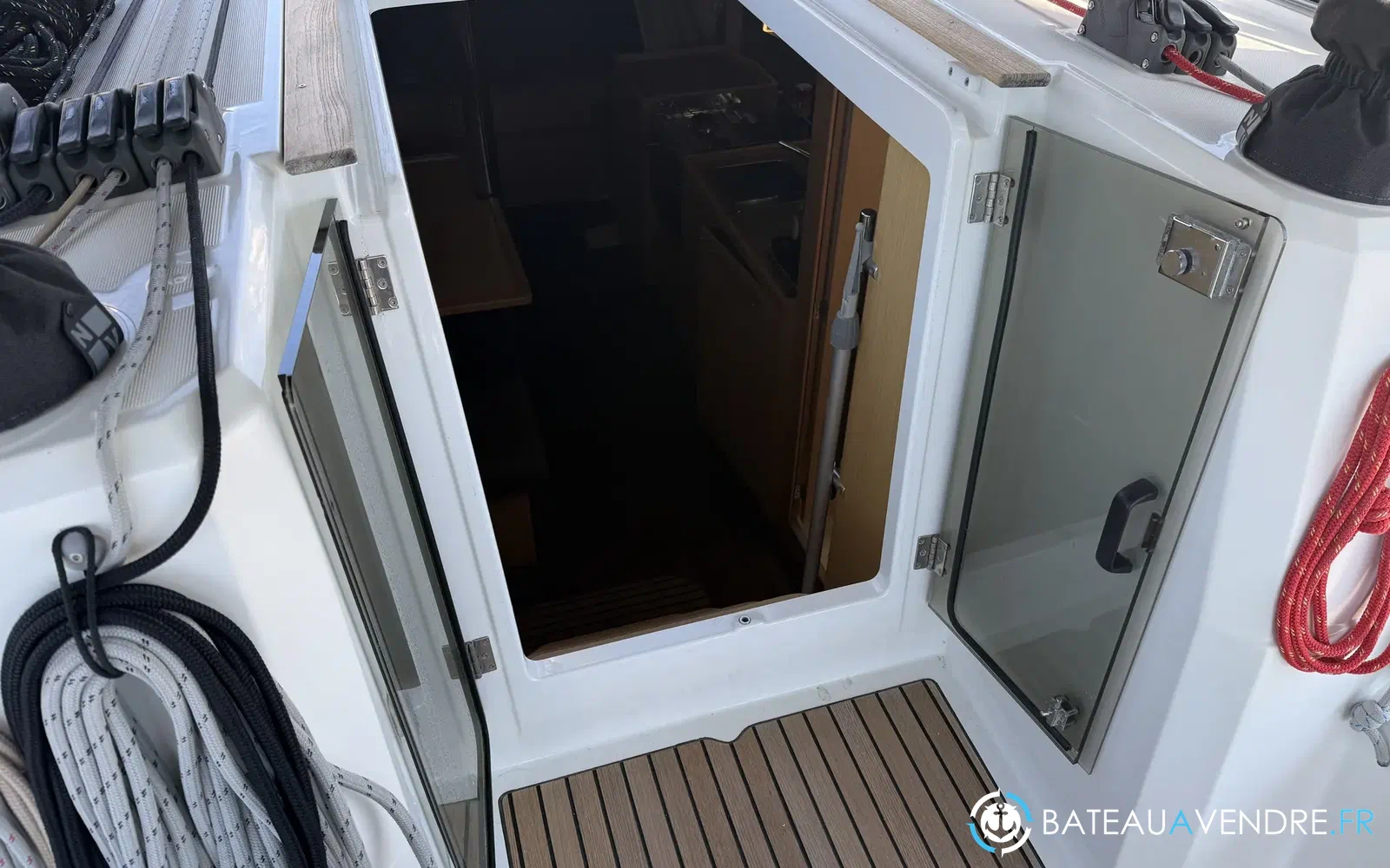 slider 33 Beneteau Oceanis 38