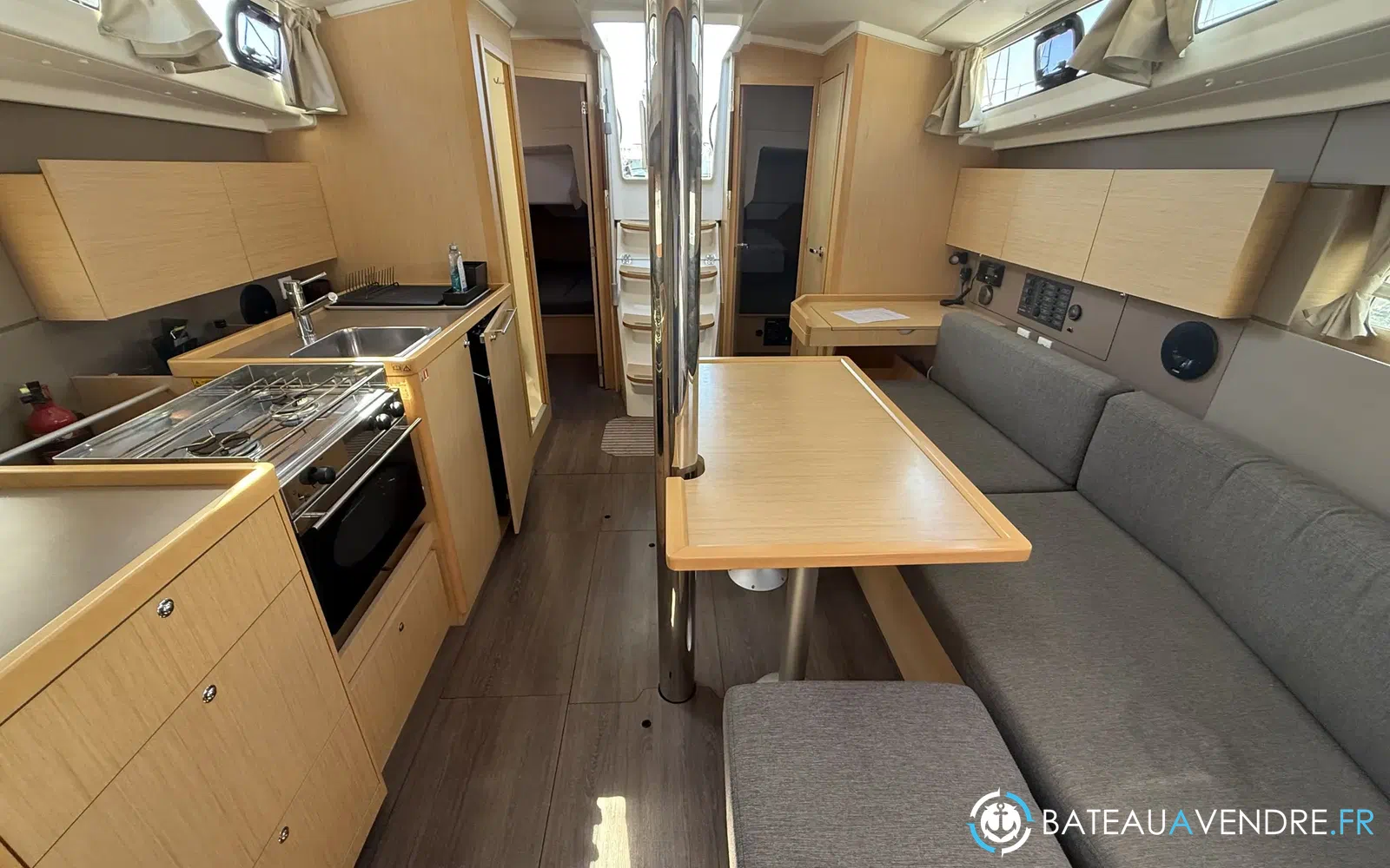slider 35 Beneteau Oceanis 38