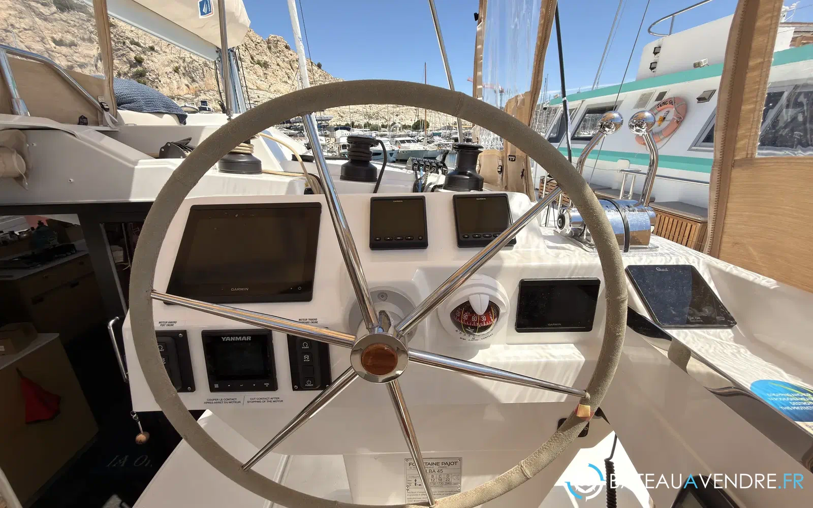 slider 16 Fountaine Pajot Elba 45