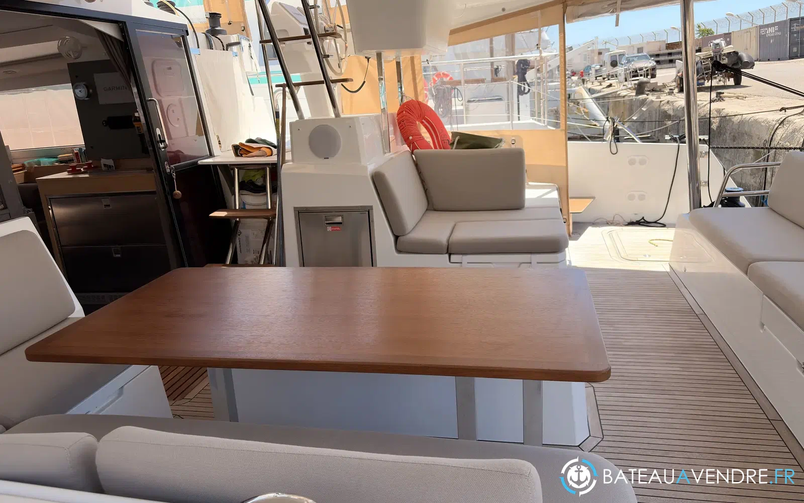 slider 23 Fountaine Pajot Elba 45