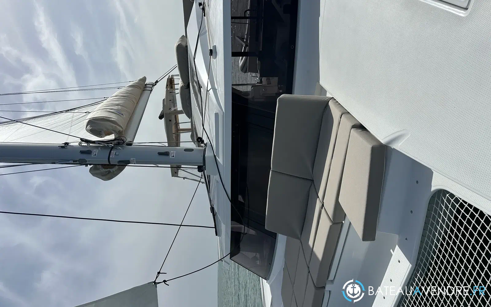 slider 5 Fountaine Pajot Elba 45