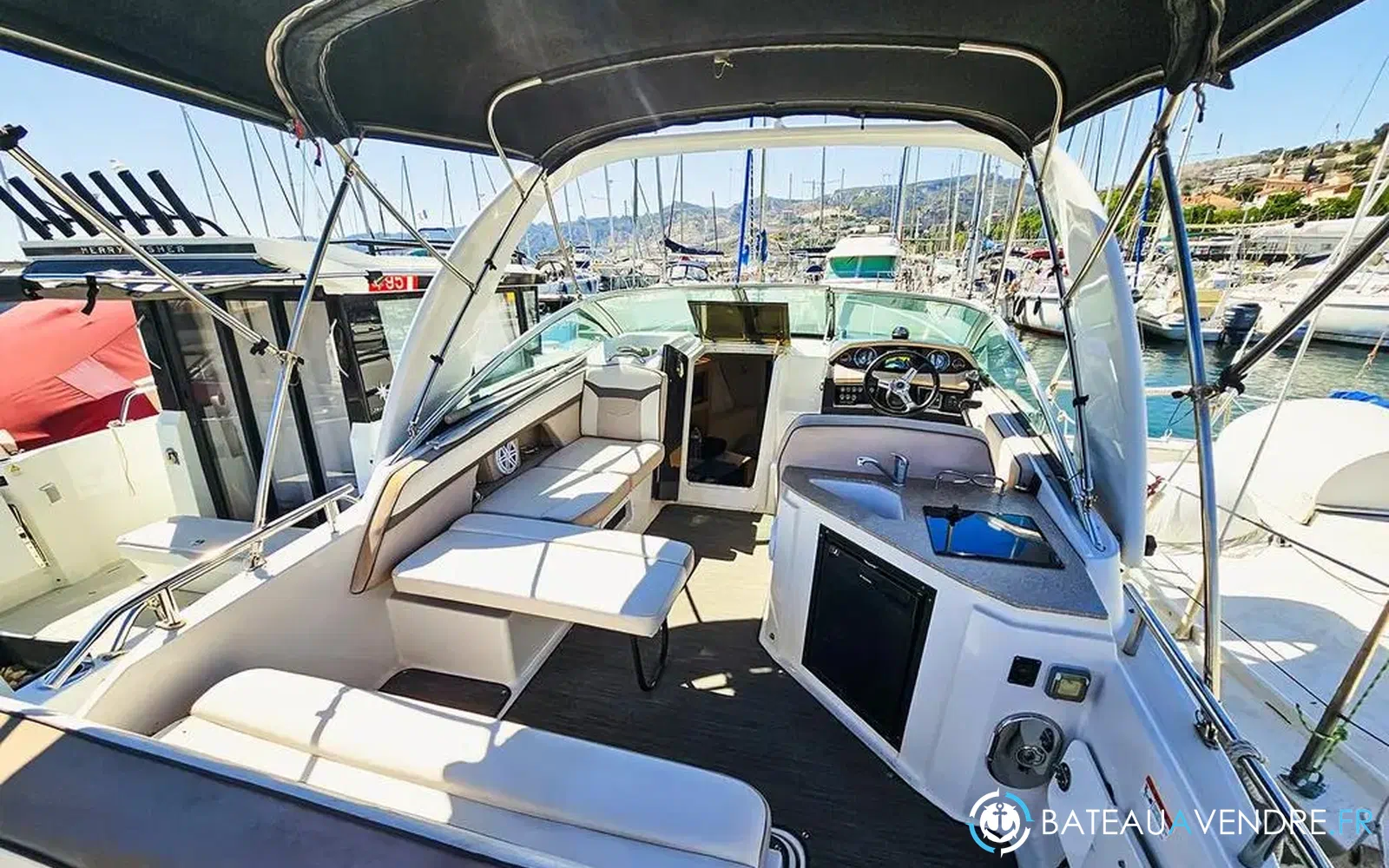 slider 3 Four Winns Vista 255