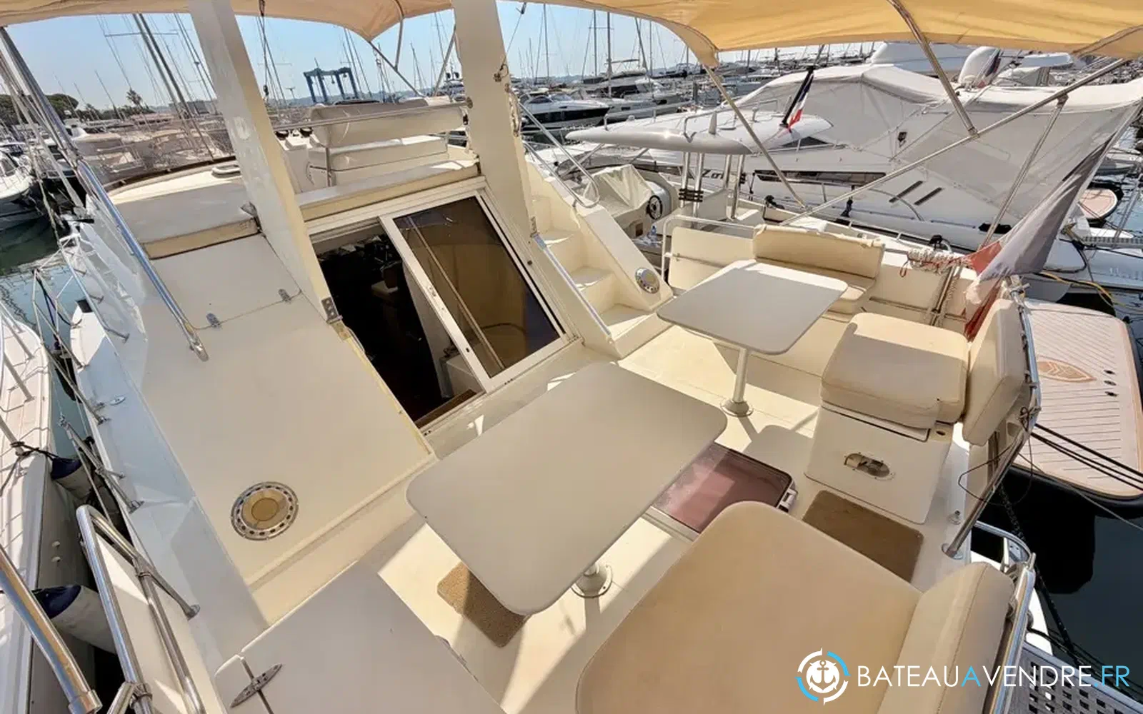 slider 5 Fairline 36 Sedan