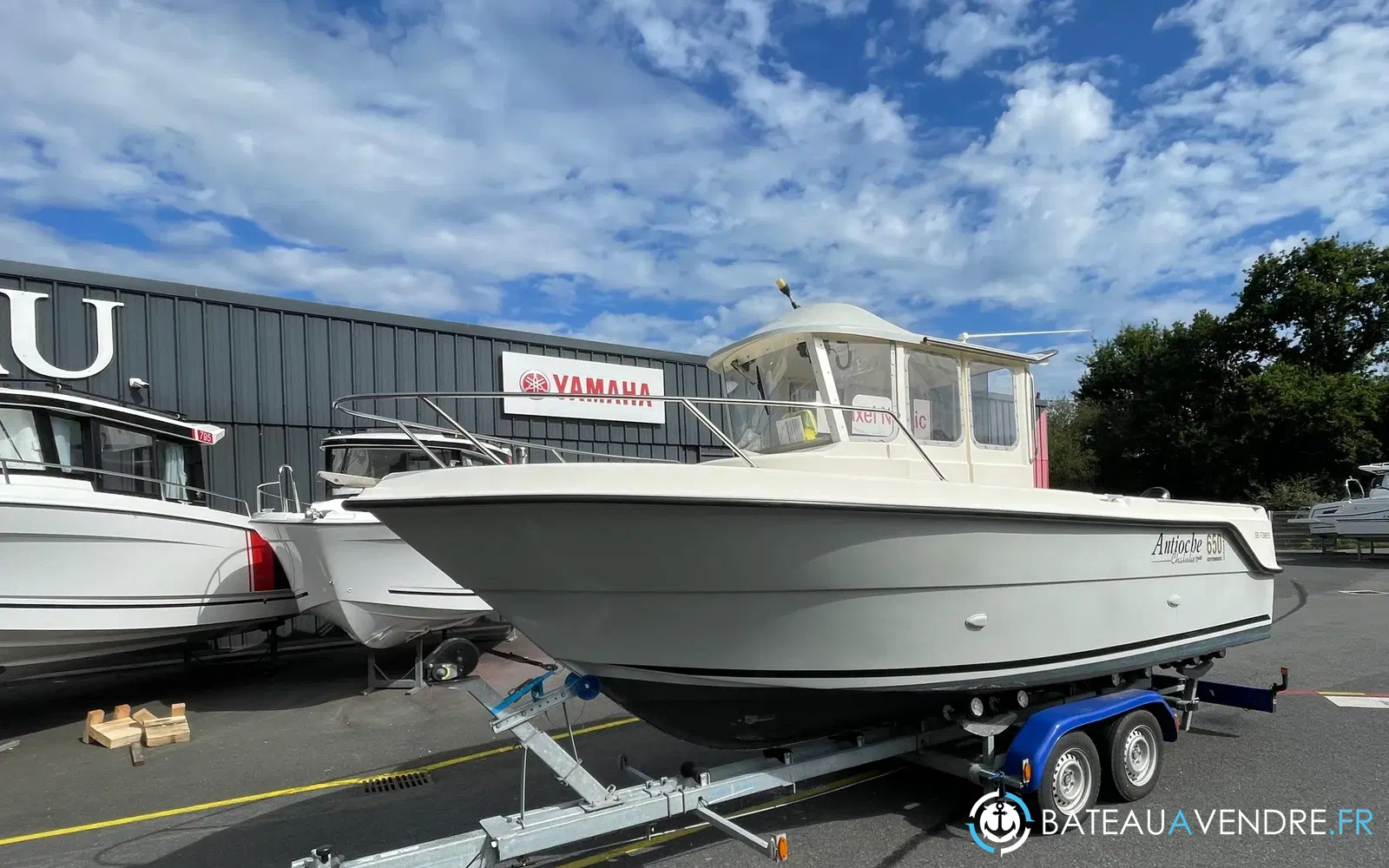 slider 2 Guymarine Antioche 650 Chalutier