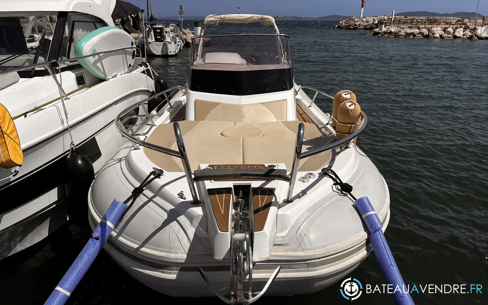 slider 1 Capelli Tempest