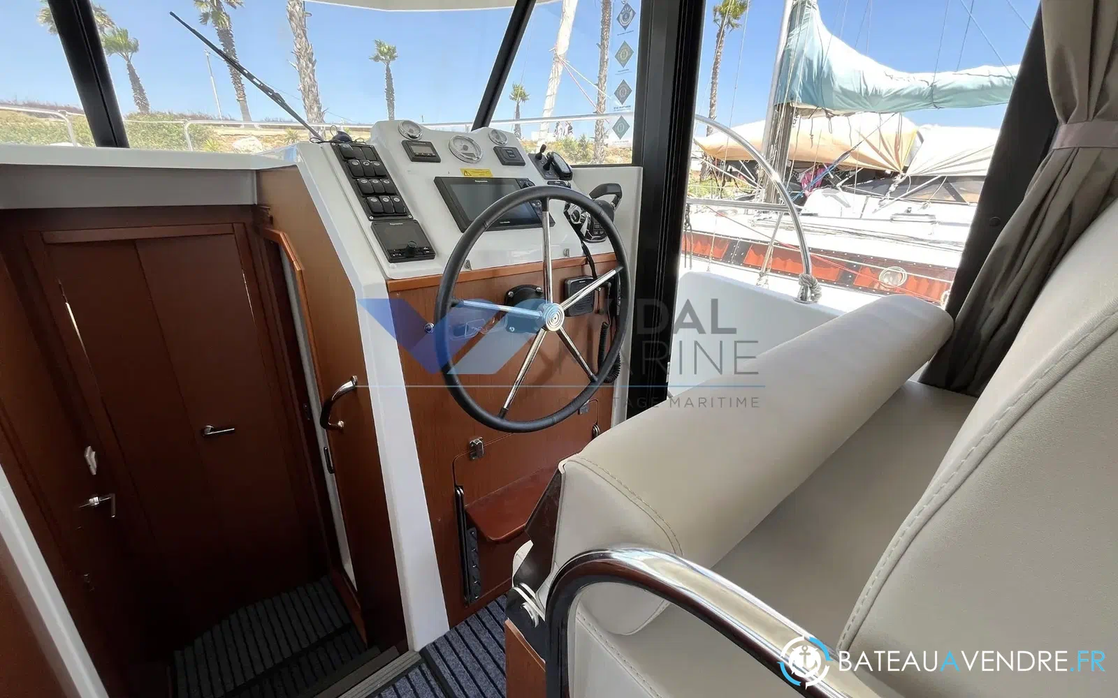 slider 3 Beneteau Swift Trawler 30