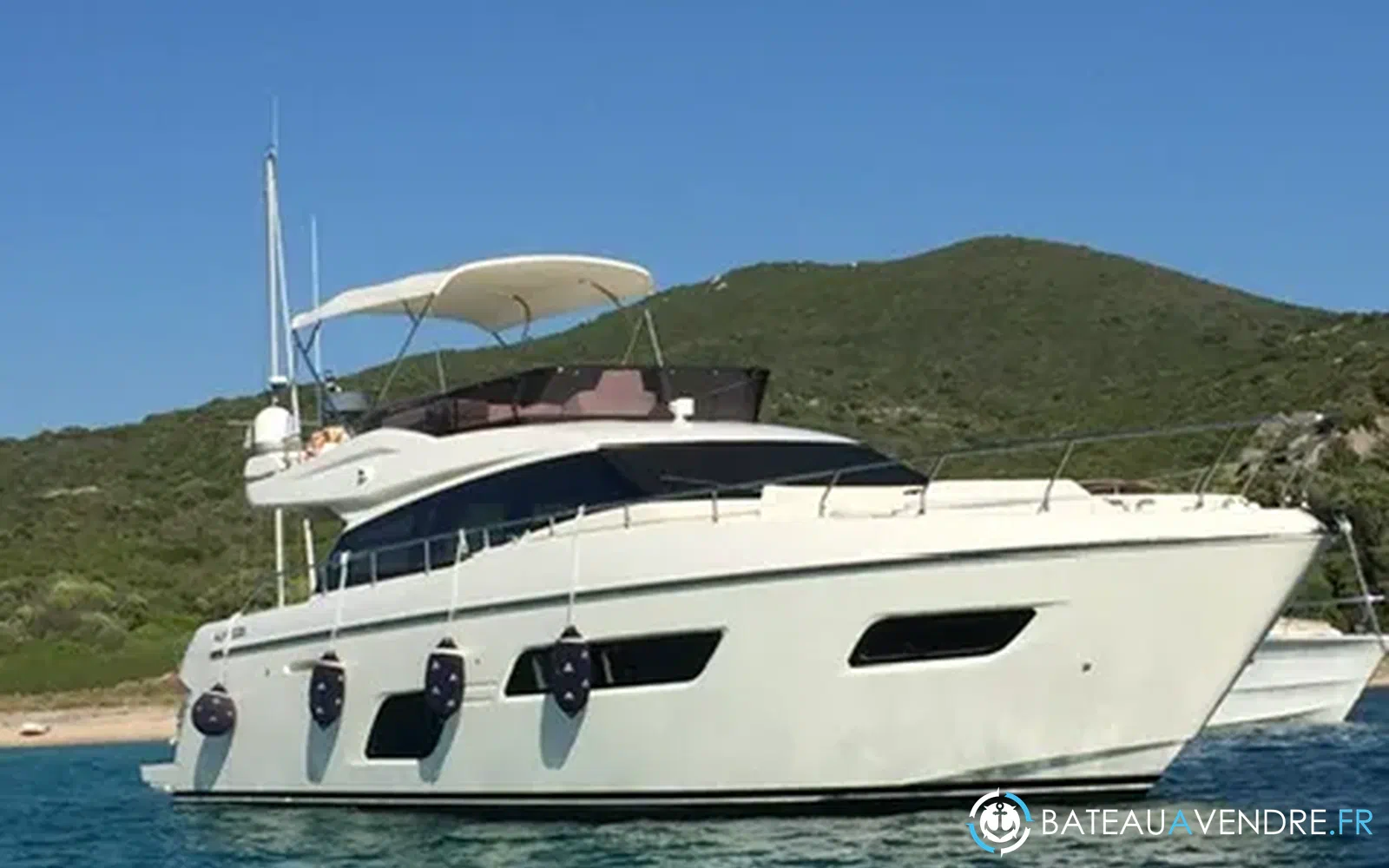 slider 32 Ferretti 550