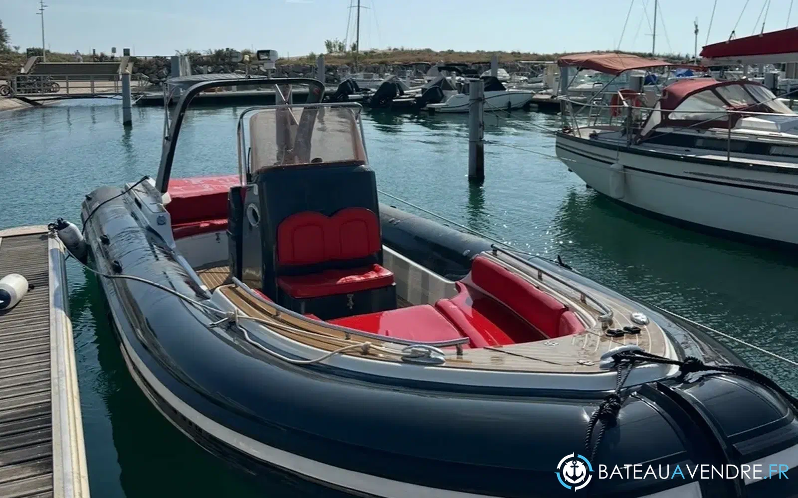 slider 3 Wimbi Boats W10i