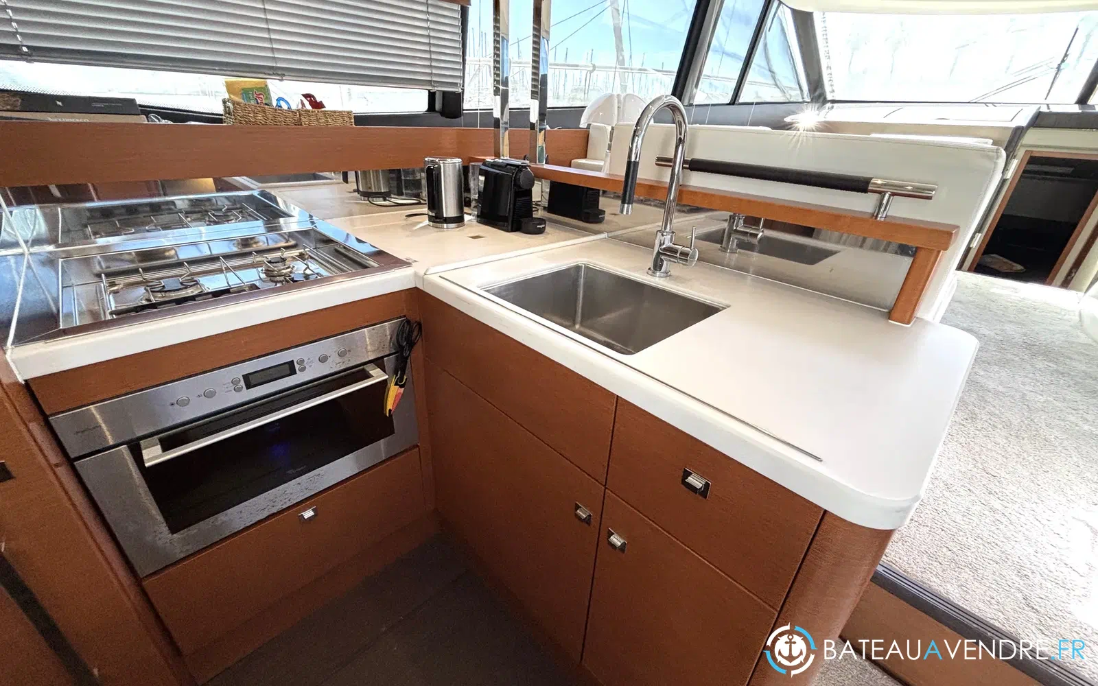slider 13 Prestige Yachts 500 Fly
