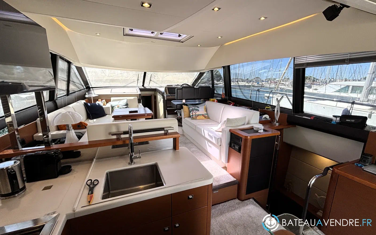 slider 15 Prestige Yachts 500 Fly