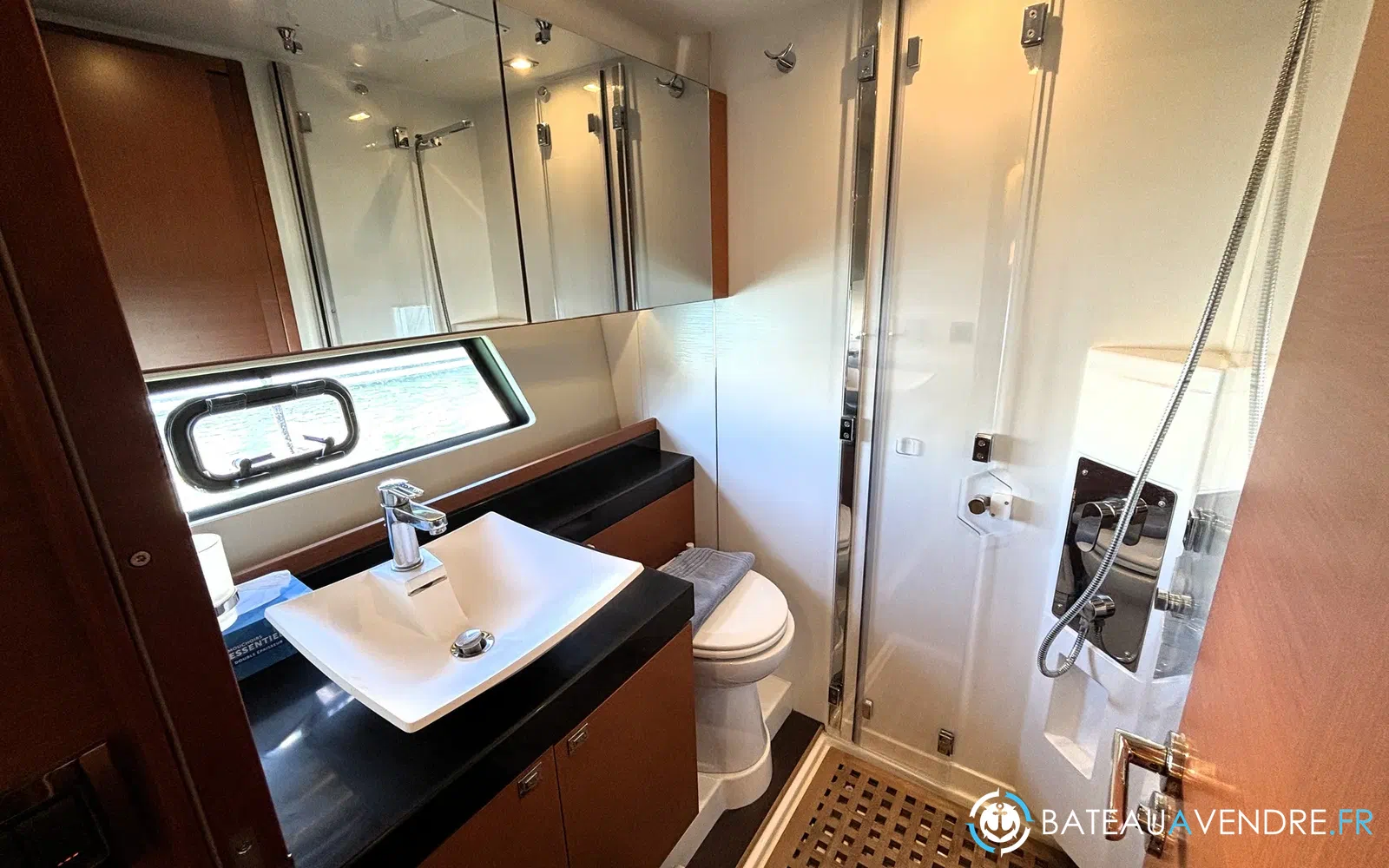 slider 37 Prestige Yachts 500 Fly