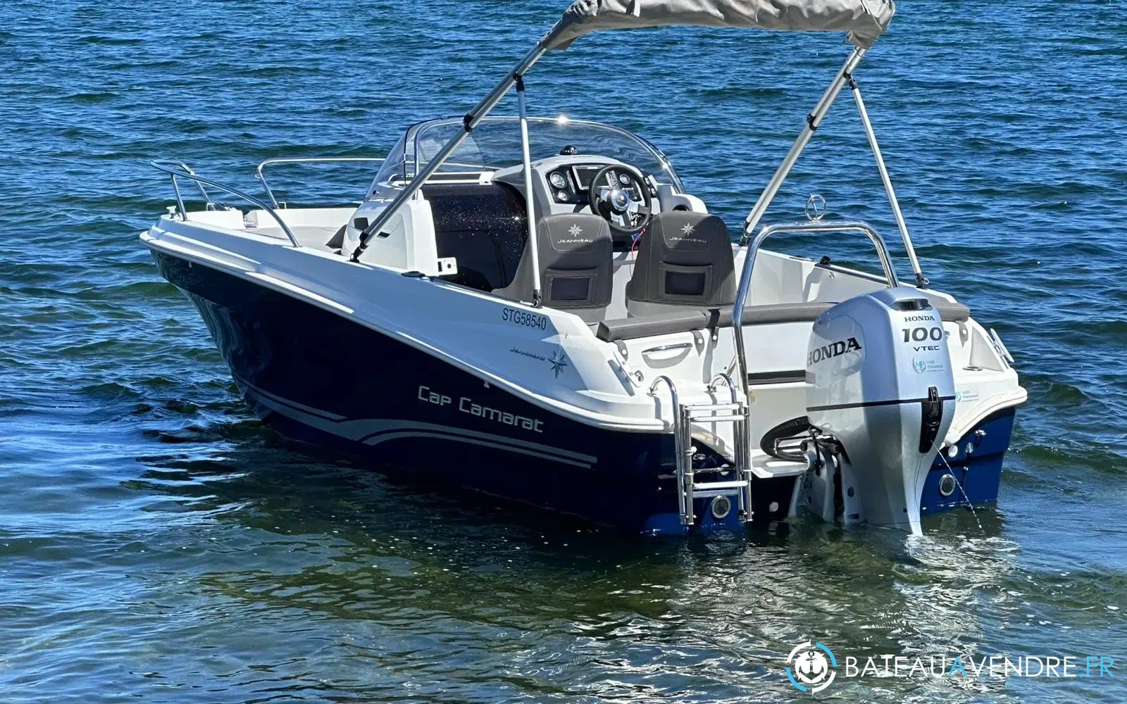 slider 1 Jeanneau Cap Camarat 5.5 WA Serie 2