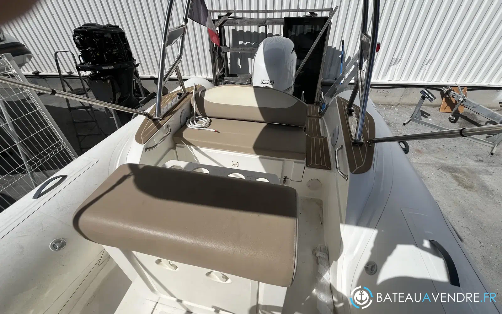 slider 4 Capelli Tempest 650