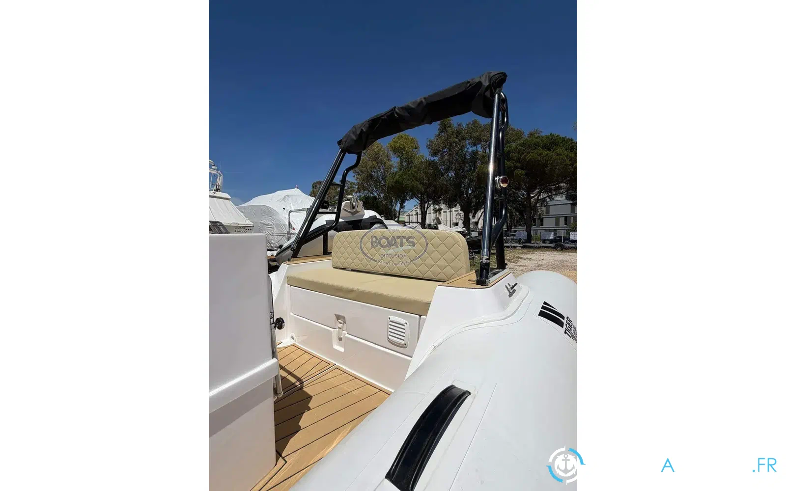 slider 7 Tiger Marine Pro Line 550