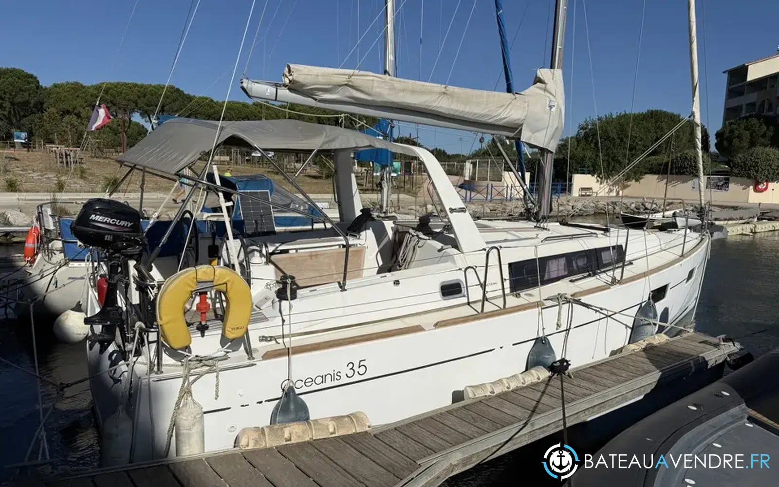 slider 0 Beneteau Oceanis 35