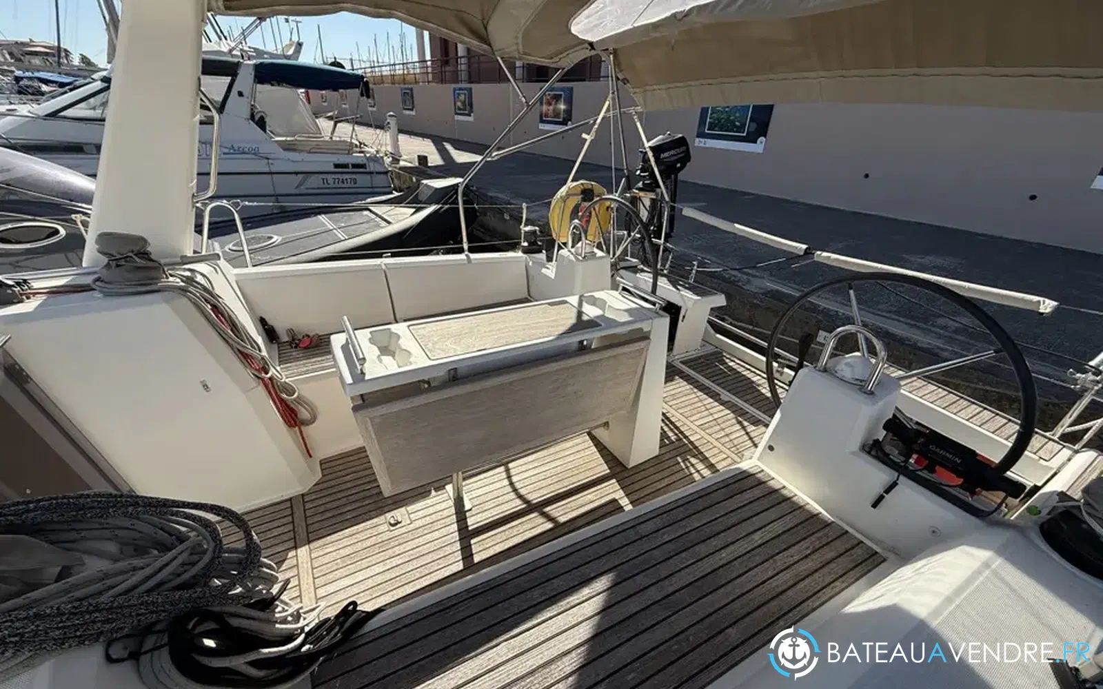 slider 9 Beneteau Oceanis 35