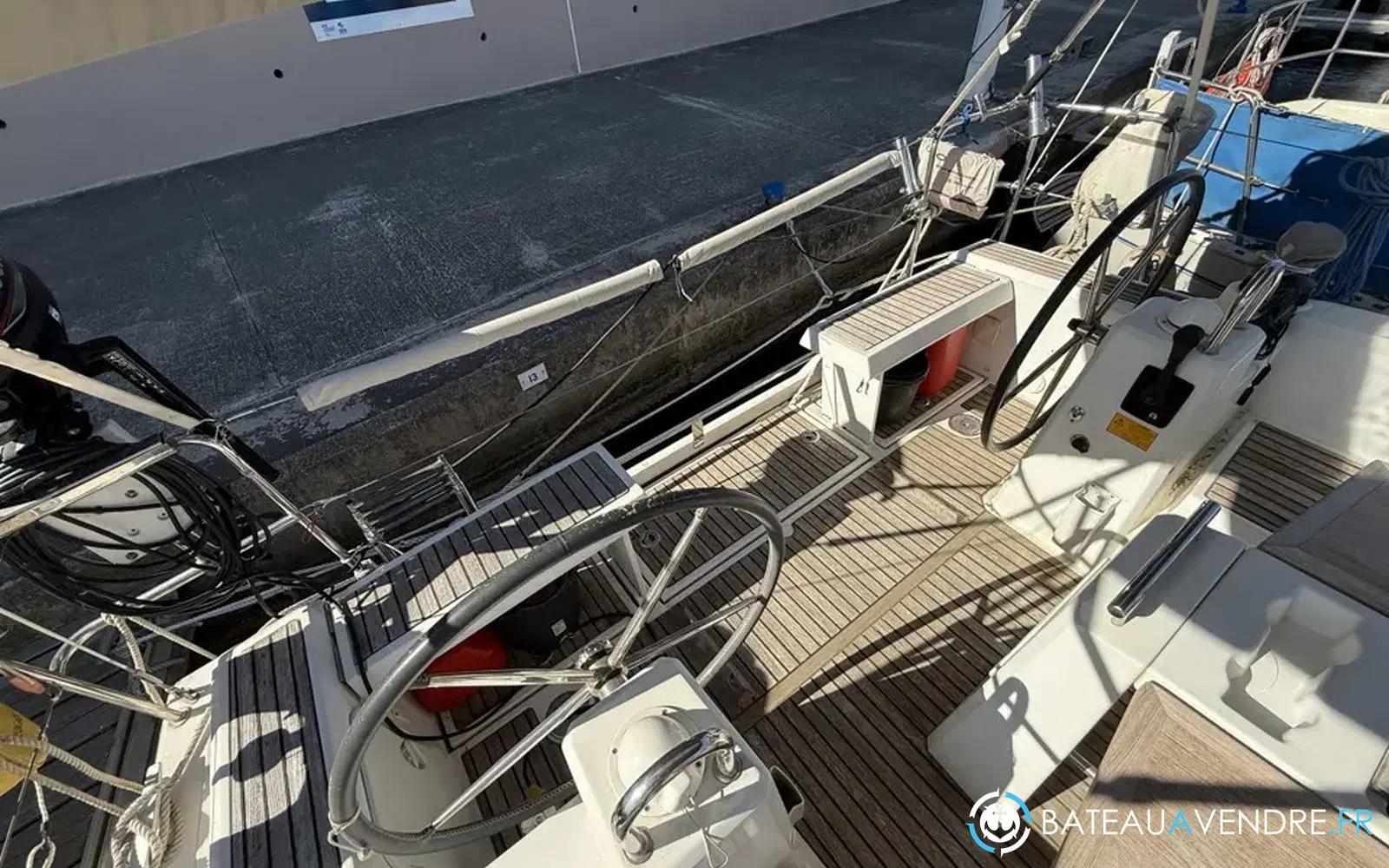 slider 15 Beneteau Oceanis 35