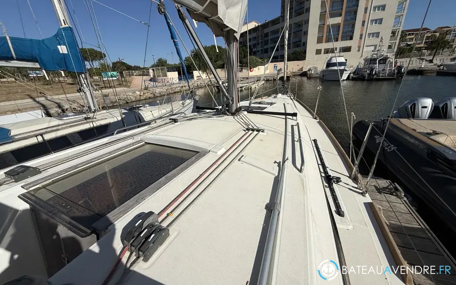 slider 3 Beneteau Oceanis 35