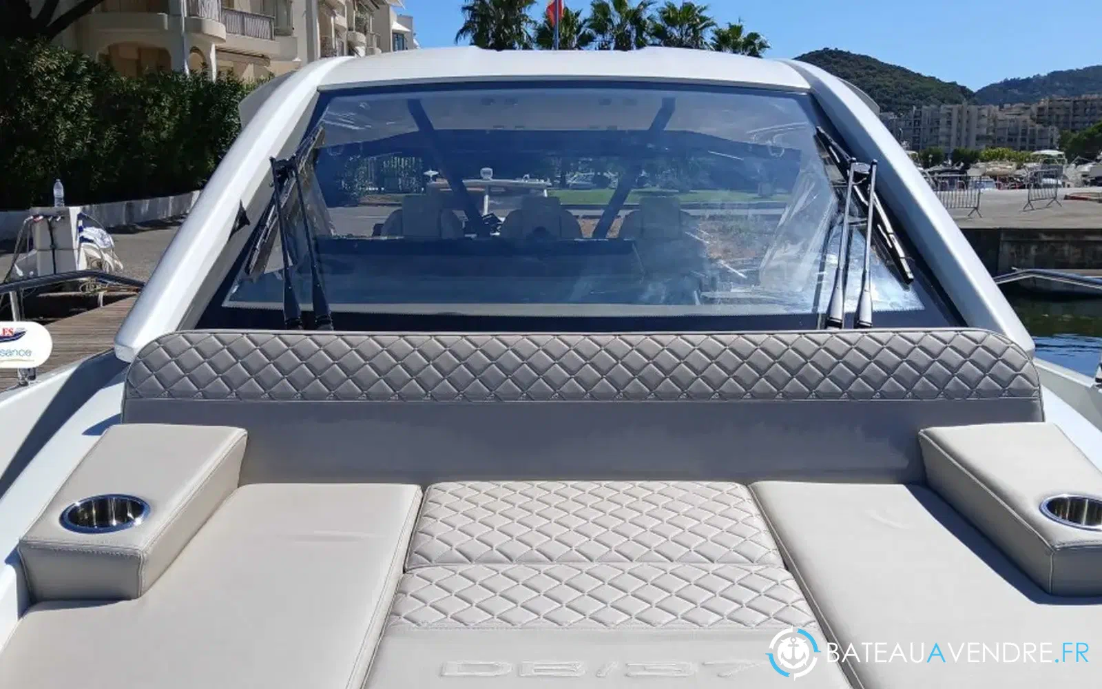 slider 20 Jeanneau DB 37