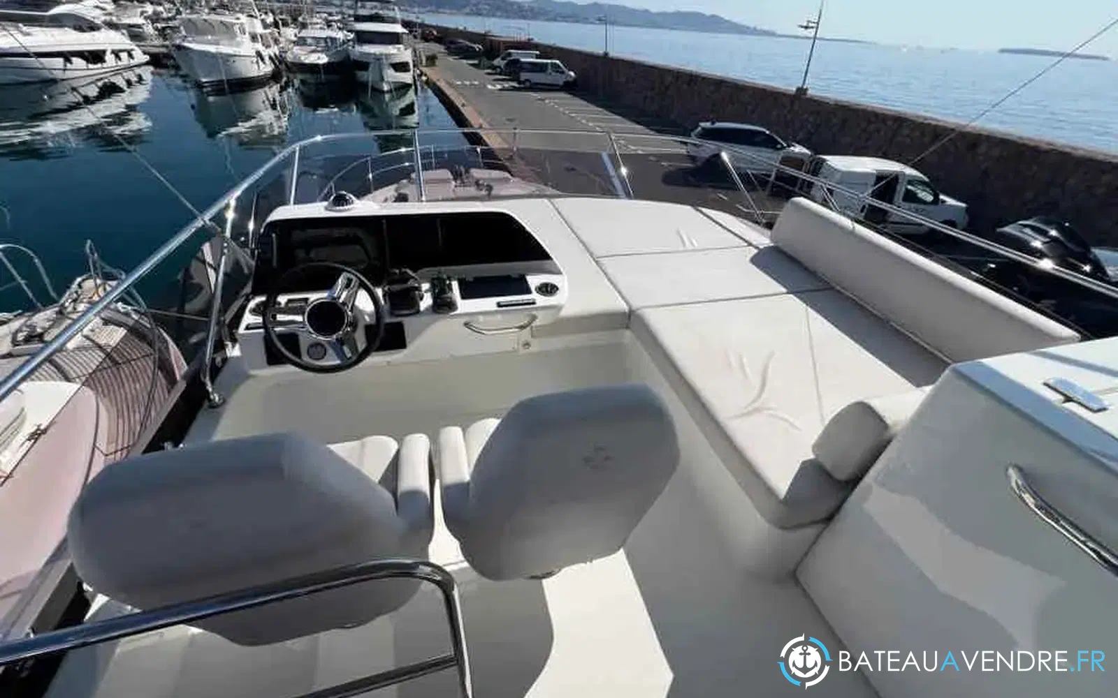 slider 30 Prestige Yachts F5.7