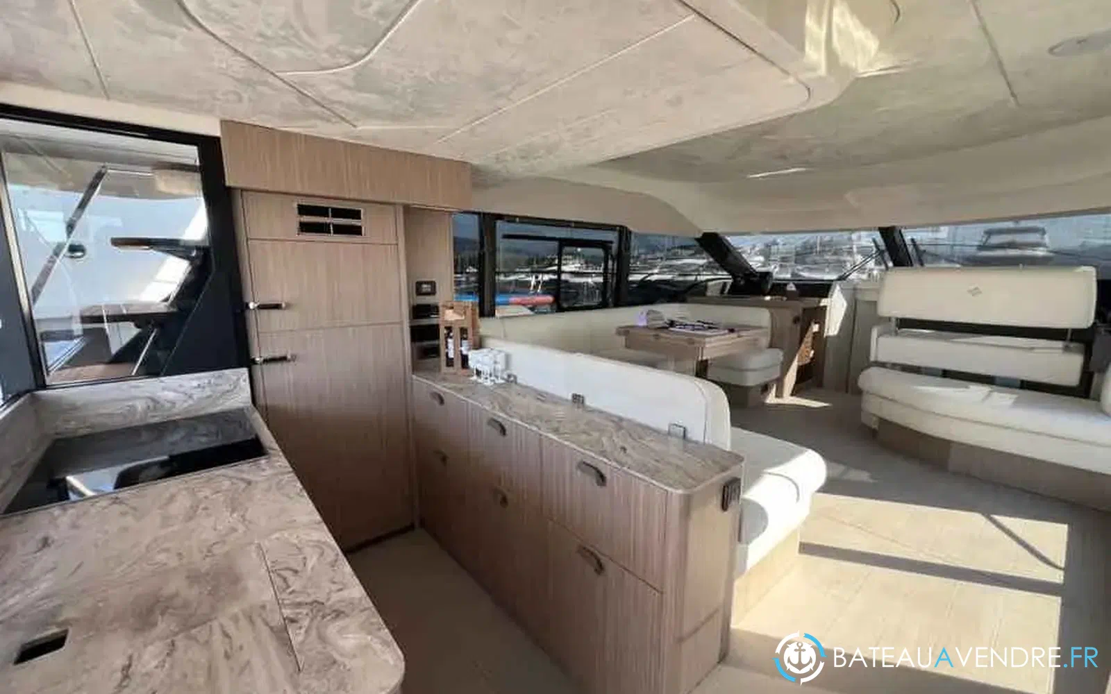 slider 7 Prestige Yachts F5.7