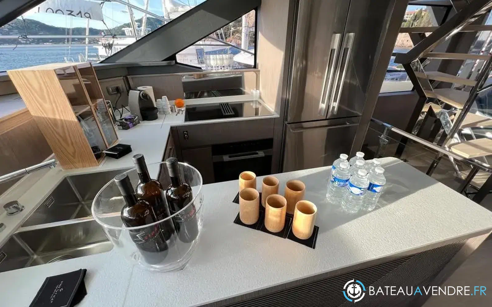 slider 14 Prestige Yachts M8