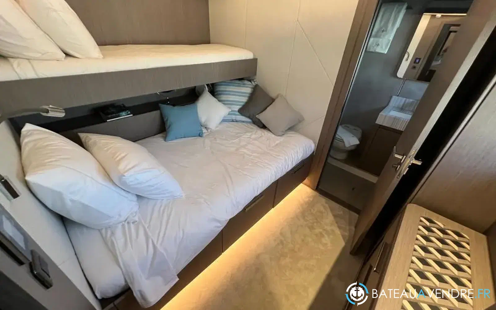 slider 26 Prestige Yachts M8