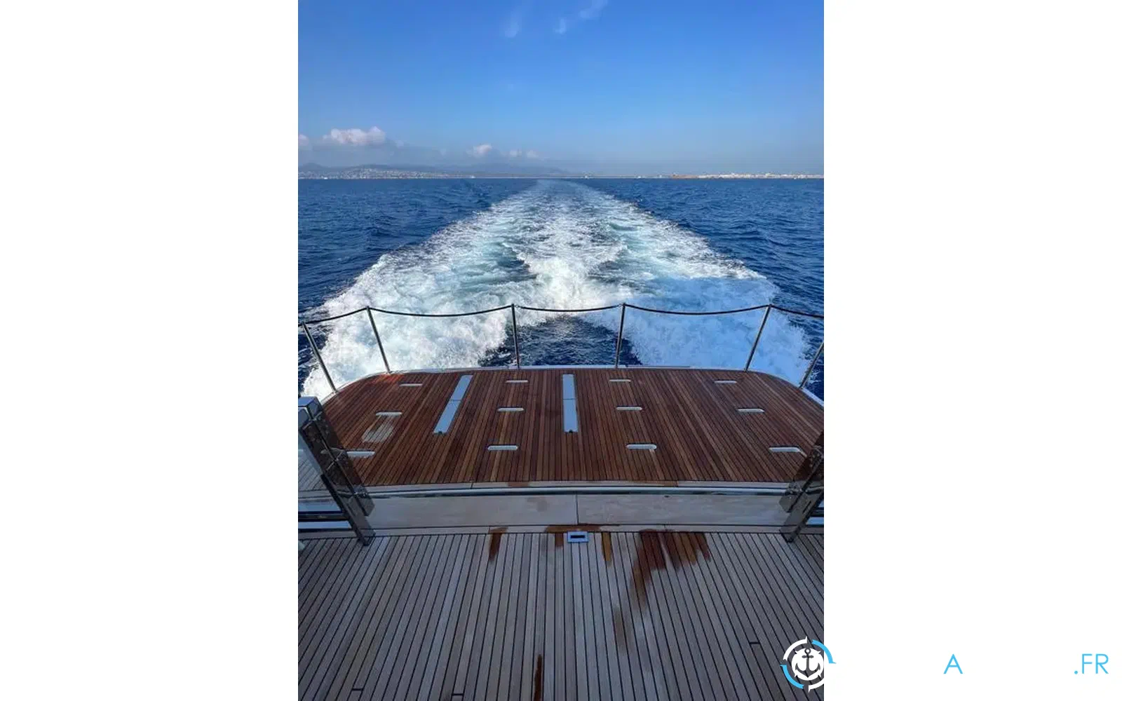 slider 4 Prestige Yachts M8