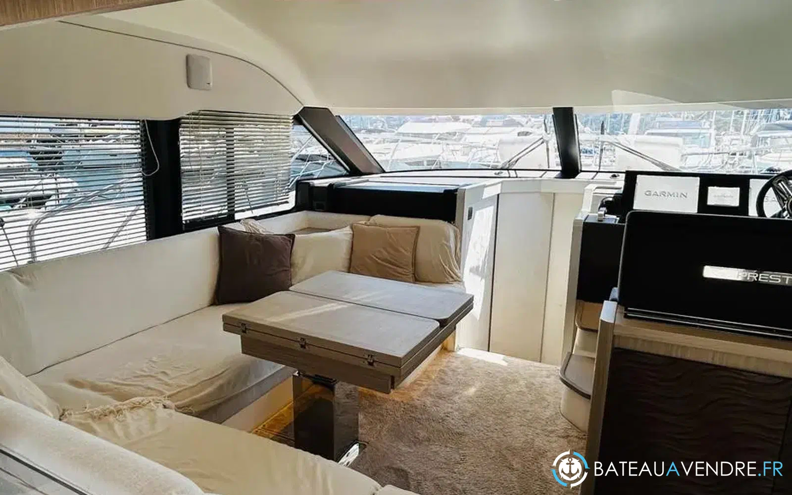 slider 17 Prestige Yachts F4.9