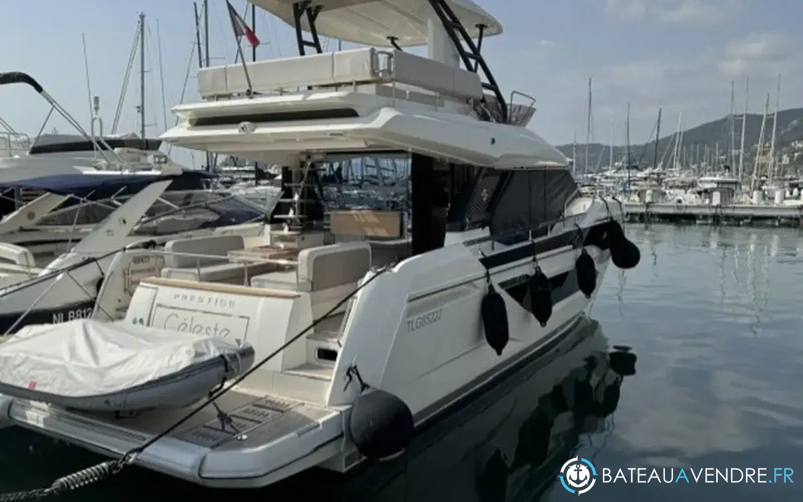 slider 1 Prestige Yachts F4.9