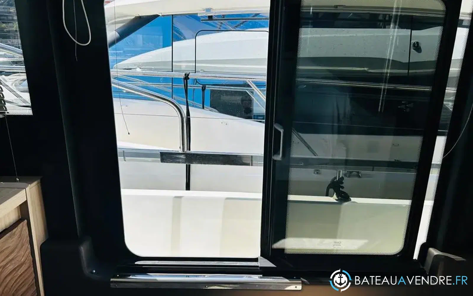 slider 19 Prestige Yachts F4.9