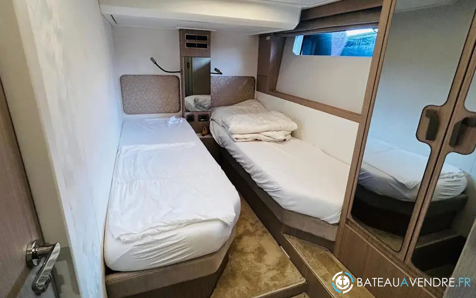 slider 26 Prestige Yachts F4.9