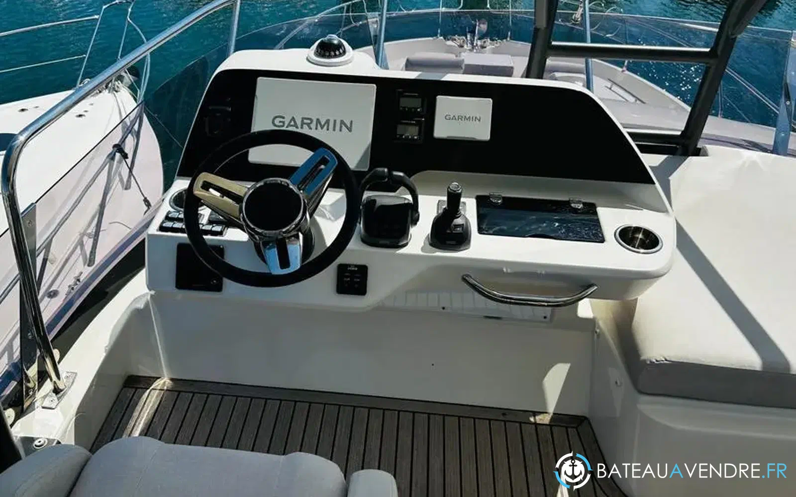 slider 5 Prestige Yachts F4.9