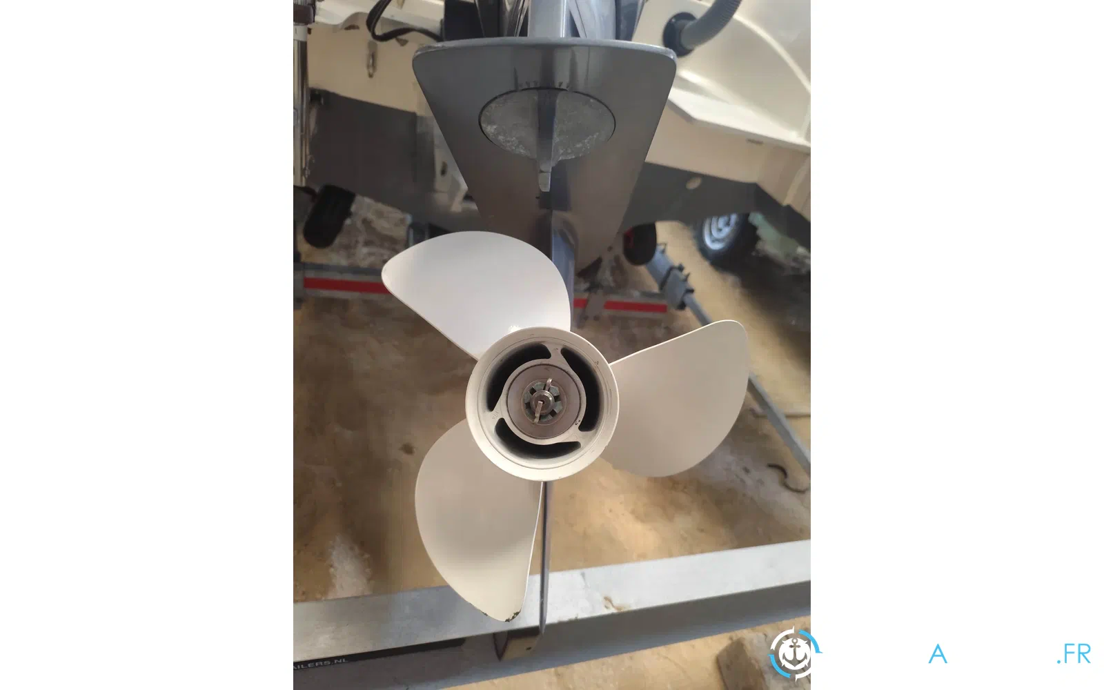 slider 11 Capelli Tempest 570