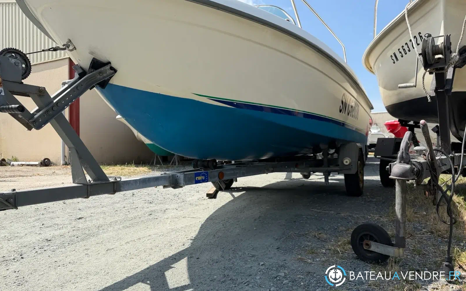 slider 5 B2 Marine 450 WA