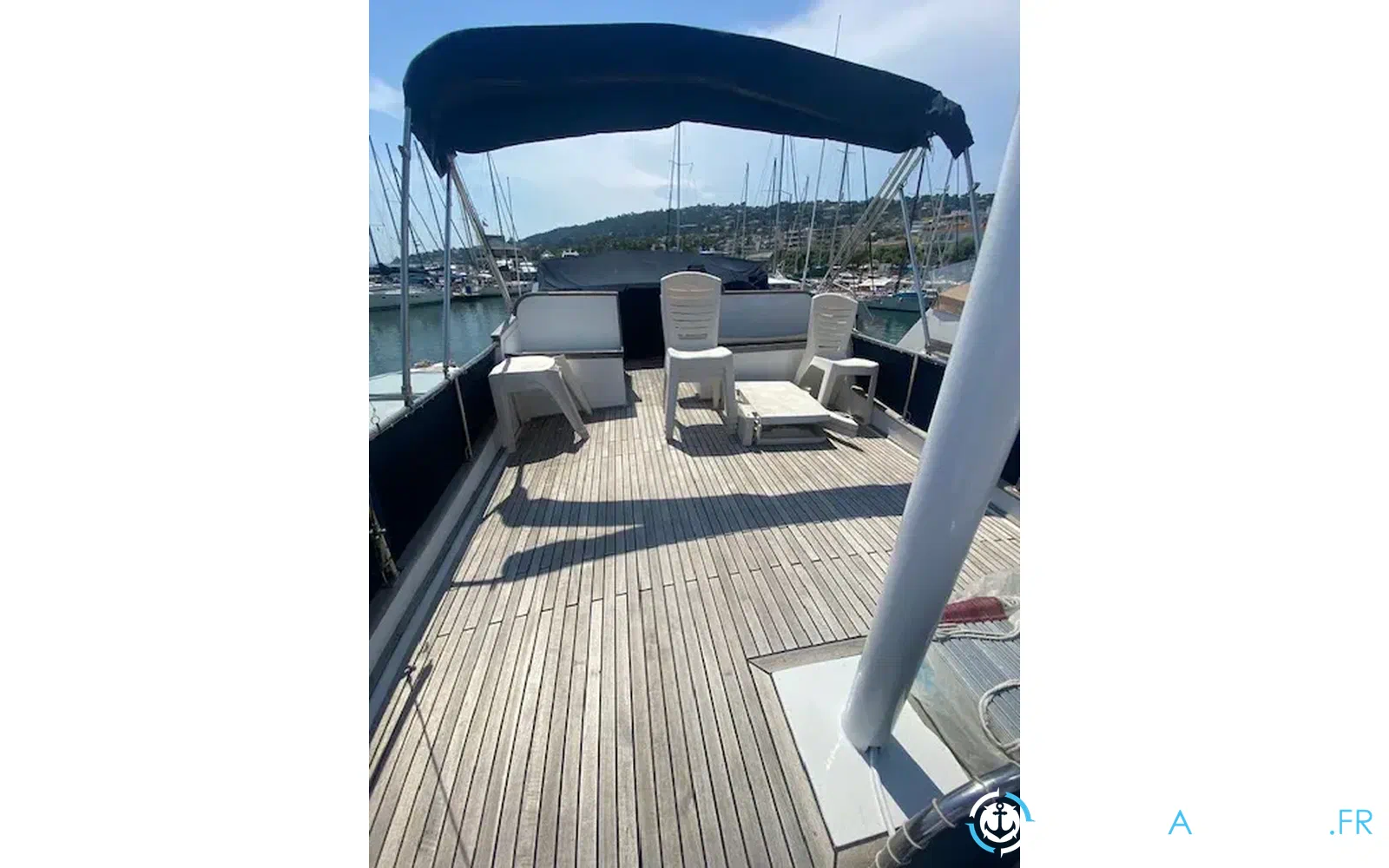 slider 16 Grand Banks 42 Classic