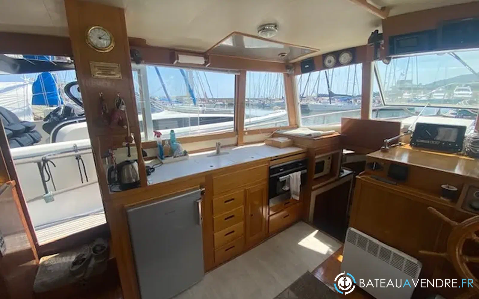 slider 19 Grand Banks 42 Classic