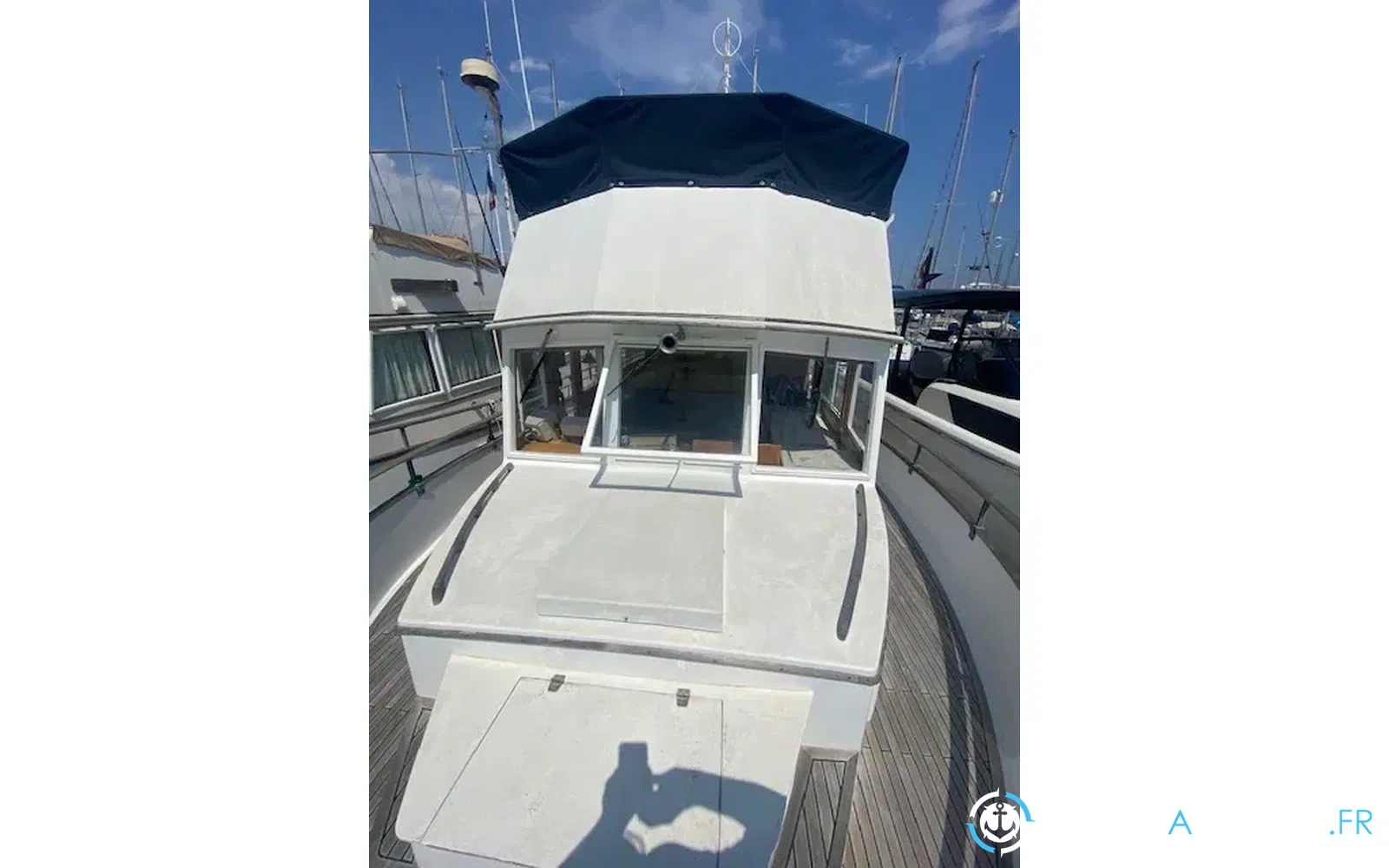 slider 9 Grand Banks 42 Classic