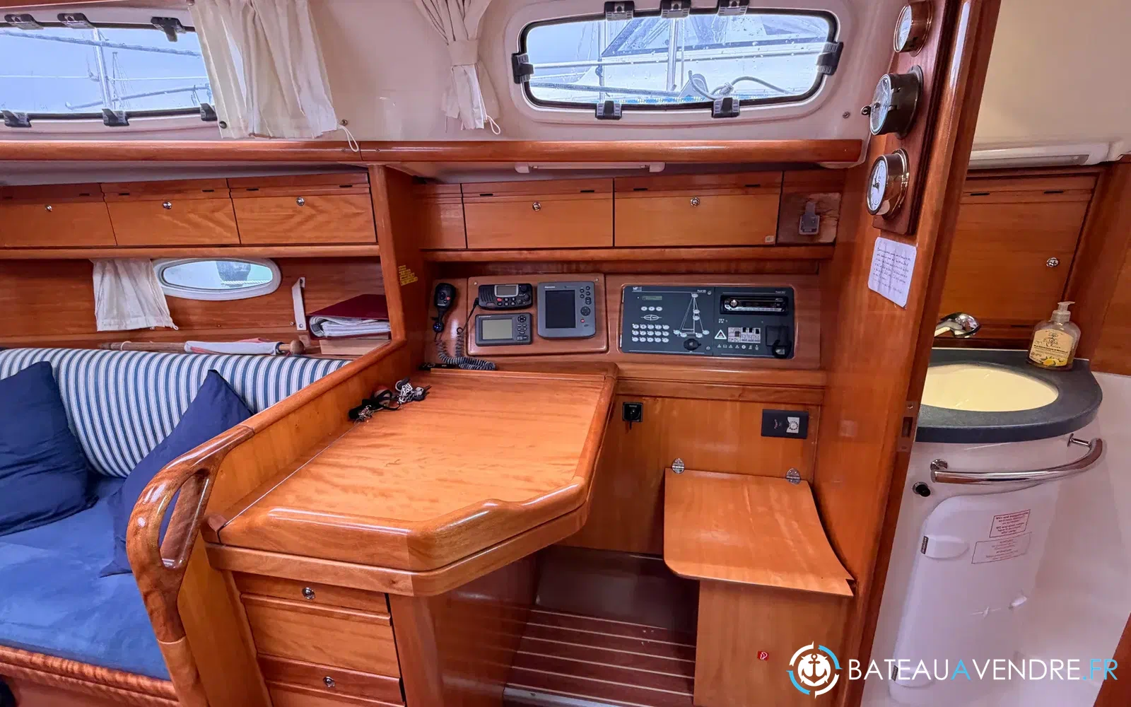 slider 8 Bavaria 34 Cruiser