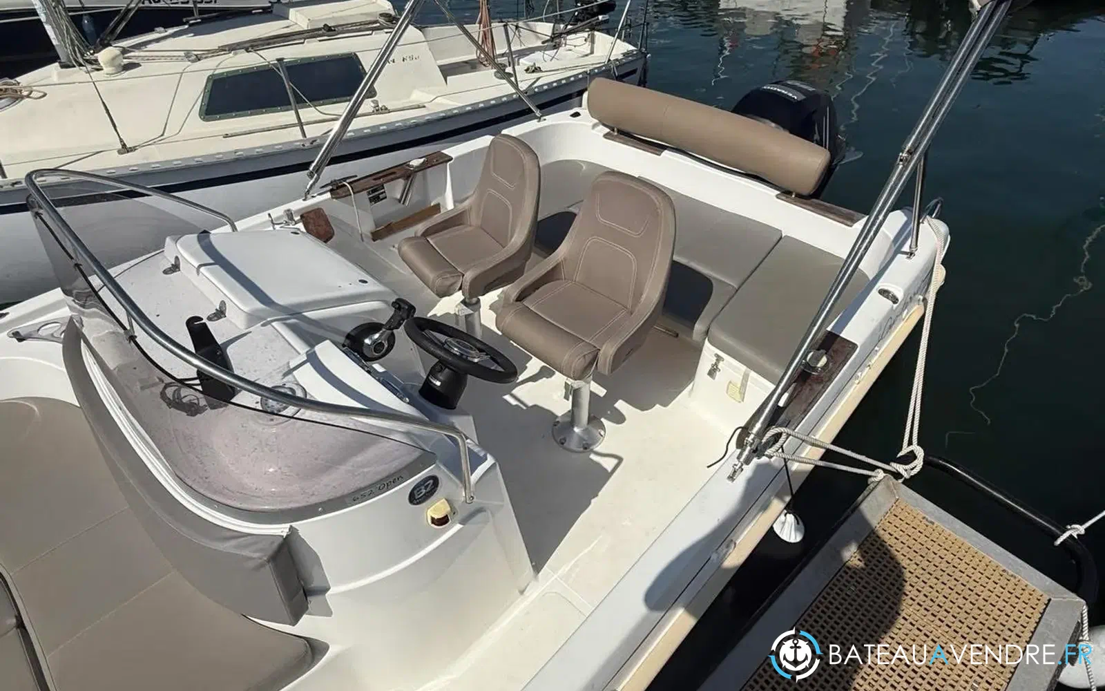 slider 9 B2 Marine Cap Ferret 652 Open