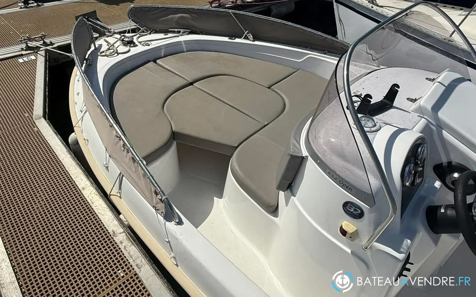 slider 11 B2 Marine Cap Ferret 652 Open