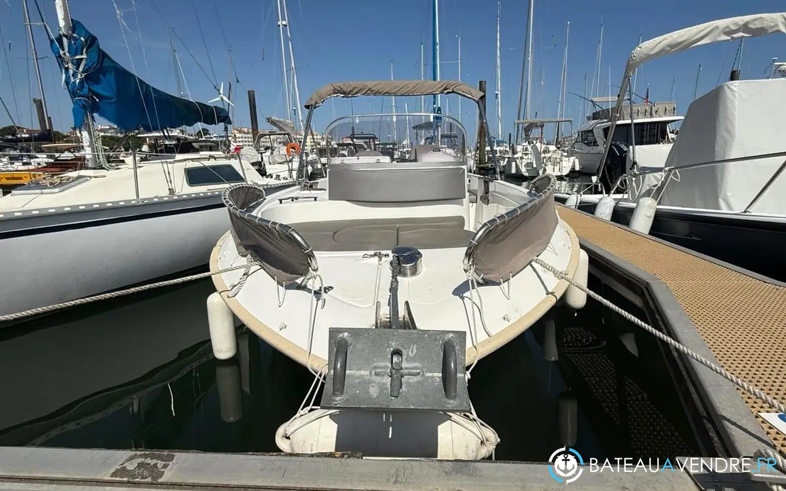 slider 5 B2 Marine Cap Ferret 652 Open