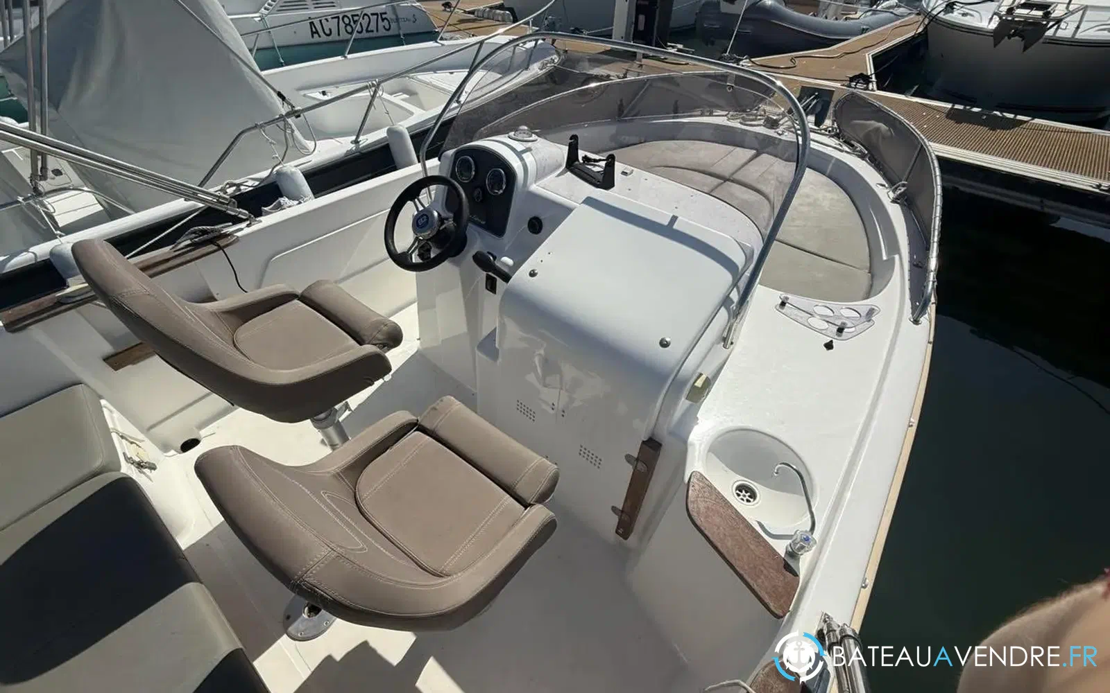 slider 7 B2 Marine Cap Ferret 652 Open
