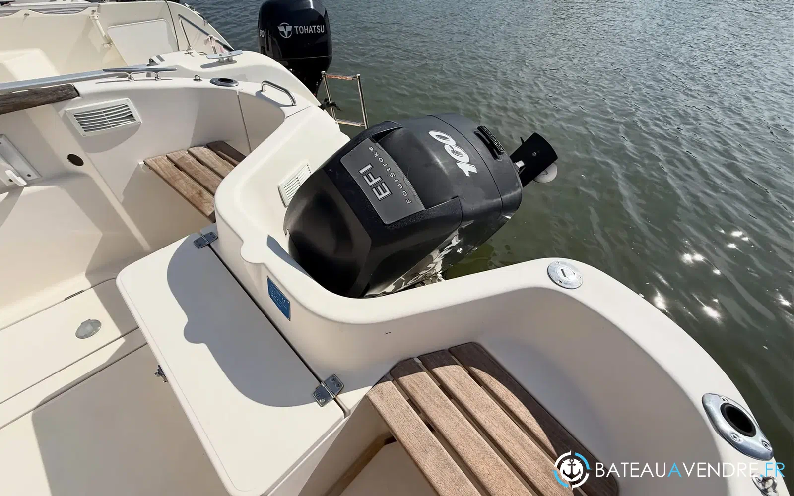 slider 4 Quicksilver Pilothouse 580